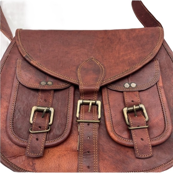 Unbranded Brown Leather Buckle Crossbody Round Saddle Hobo Bag - Picture 2 of 8